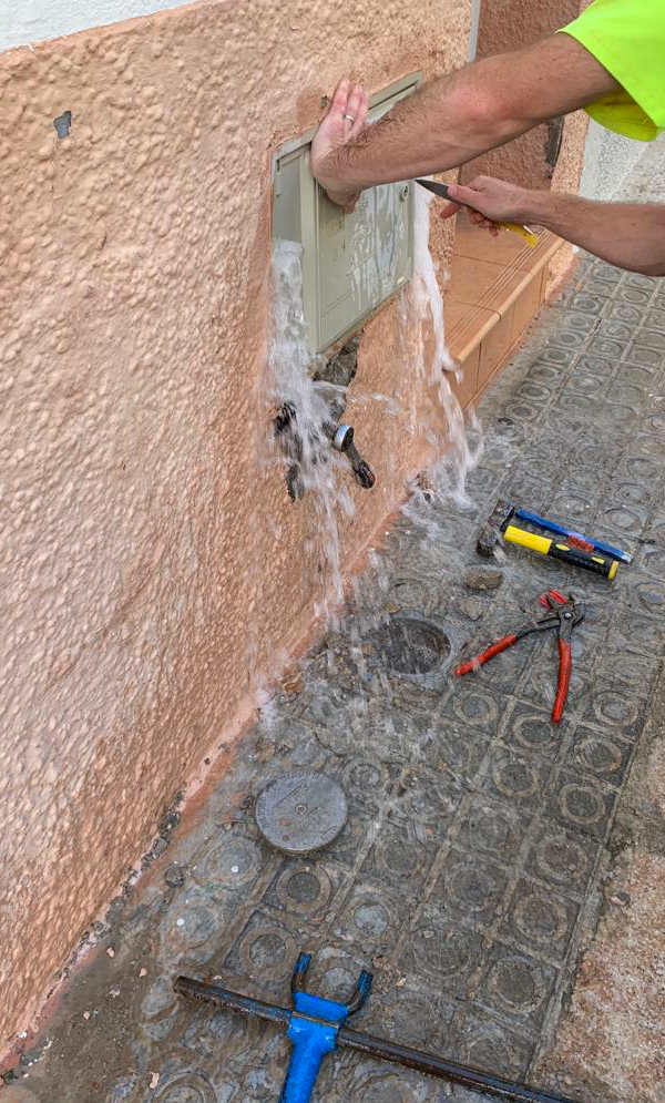 Inocencio Instal·lacions - Reparació d’avaries elèctriques i de lampisteria a Vilanova - Reparación de averías eléctricas y de fontanería en Vilanova