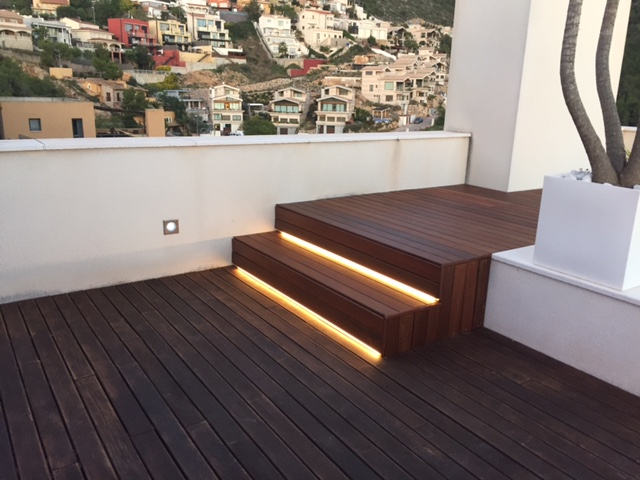 Inocencio Instal·lacions - Instal·lació i suministrament de luminaries exteriors - Vivenda Sitges 2017 - Sant Pere de Ribes